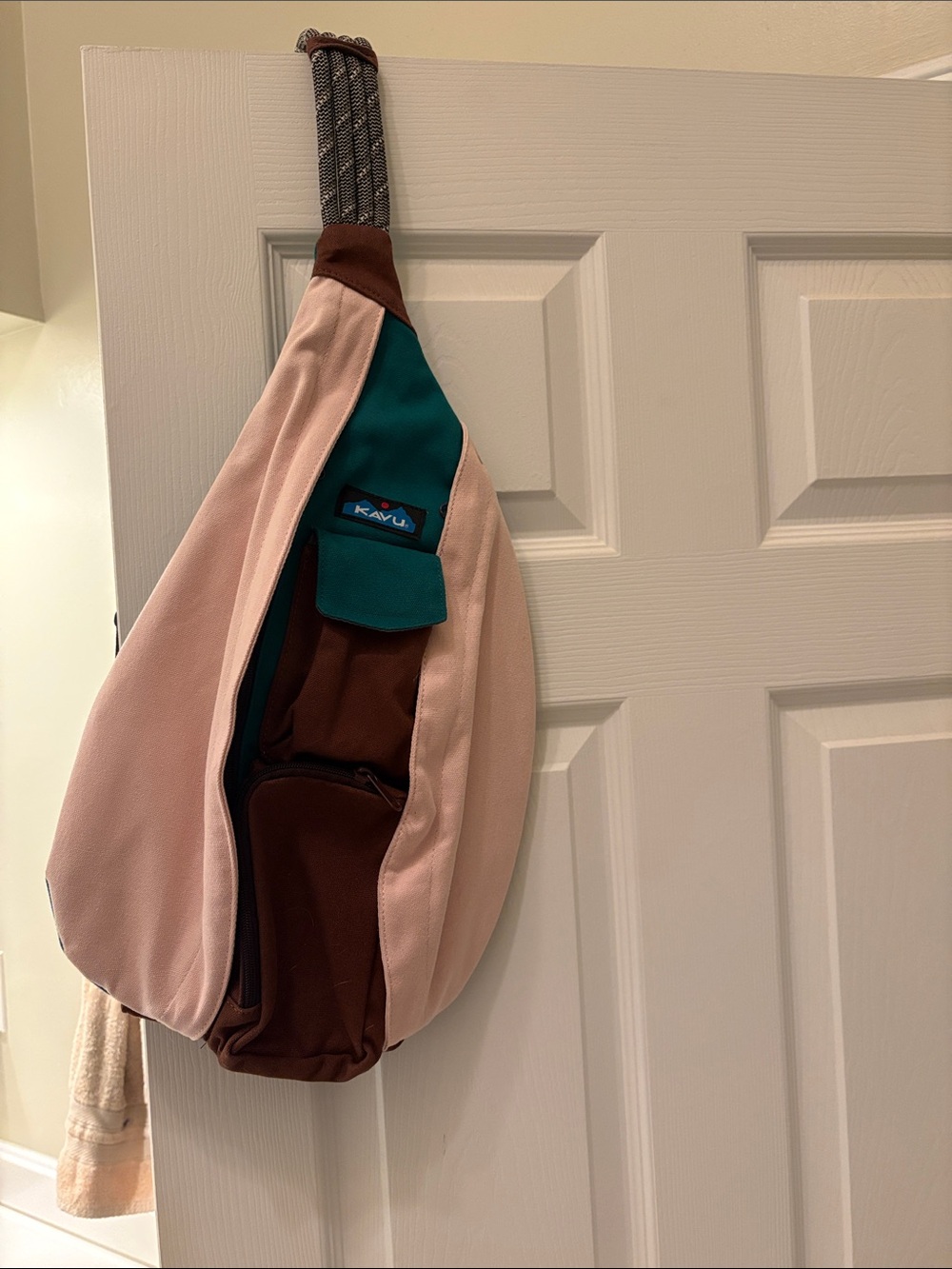 Kavu Sling Bag